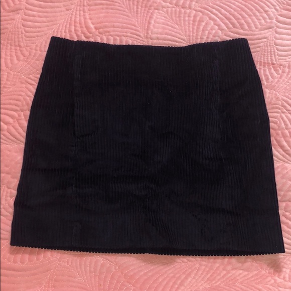 NWT COS corduroy mini skirt w/pockets - Picture 6 of 8